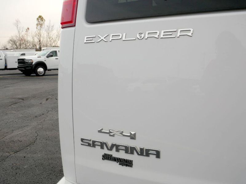 2018 GMC Savana 2500 Image 14