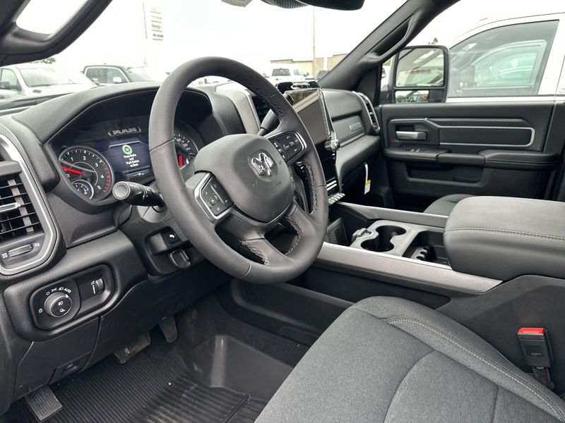 New 2025 RAM 2500 Big Horn Crew Cab 4x4 6