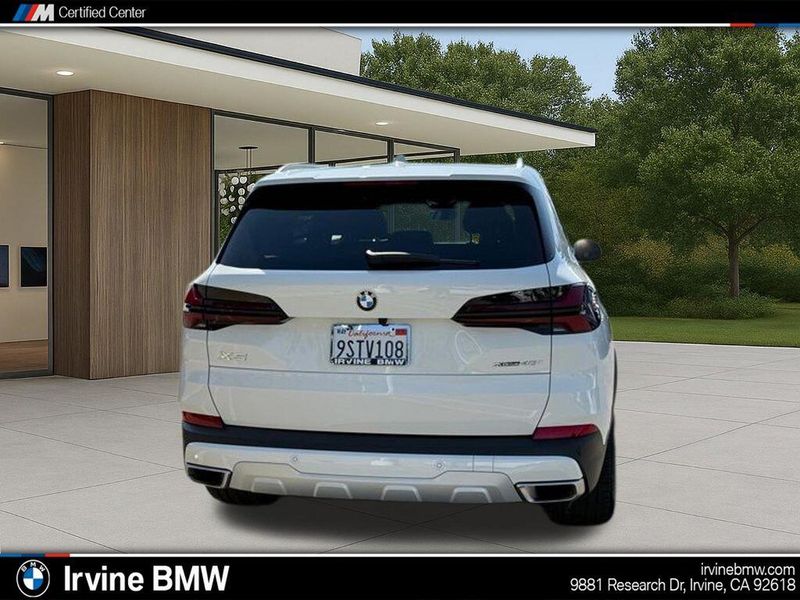 Used 2025 BMW X5 xDrive40iImage 9