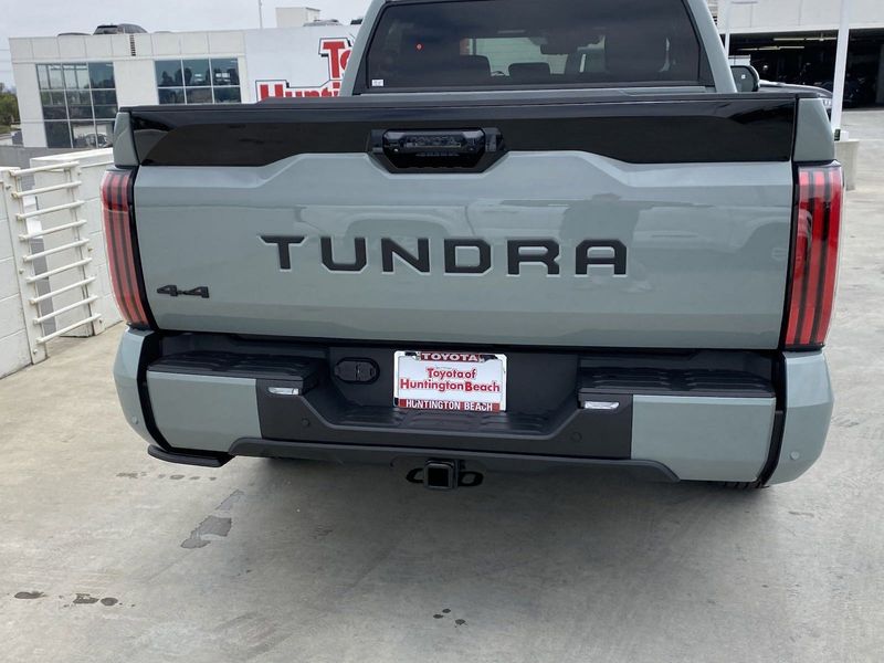 2024 Toyota Tundra Platinum HybridImage 5