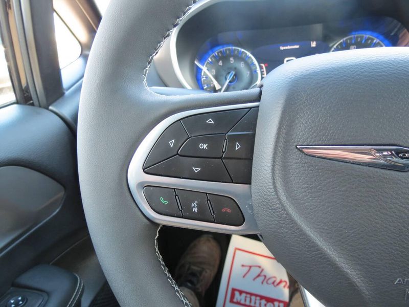 New 2025 Chrysler Voyager LX 4dr Mini VanImage 13