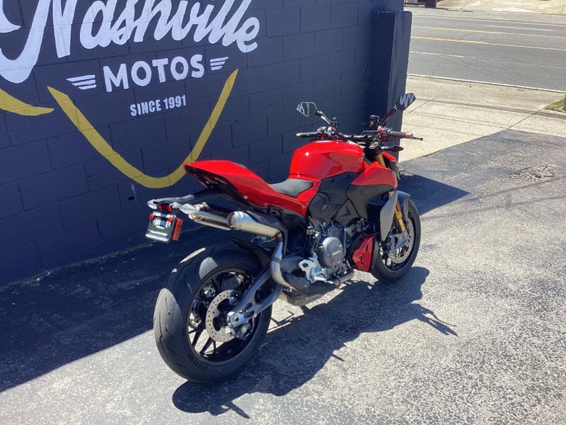 New 2026 Ducati STREETFIGHTER V2S 