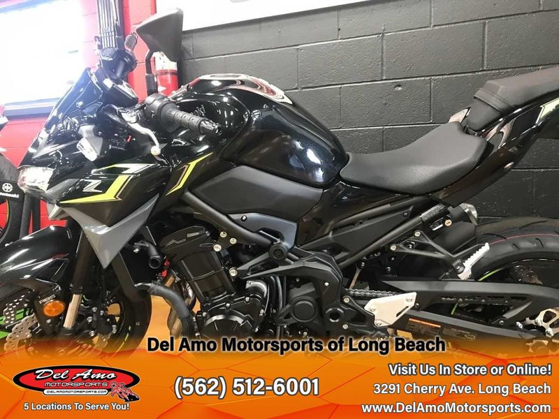 2024 Kawasaki ZR900FRFNL-BK1  in a METALLIC SPARK BLACK/METALLIC MATTE DARK GRAY exterior color. Del Amo Motorsports of Long Beach (562) 362-3160 delamomotorsports.com 