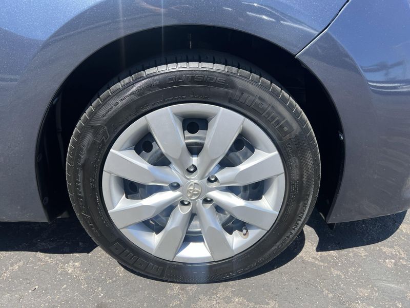 2014 Toyota Corolla SImage 29