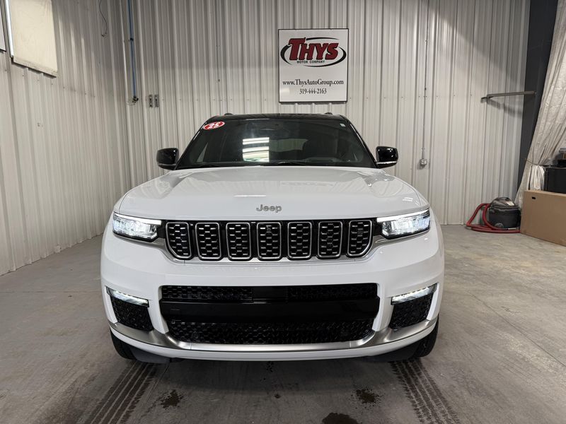 Used 2025 Jeep Grand Cherokee L Summit ReserveImage 18