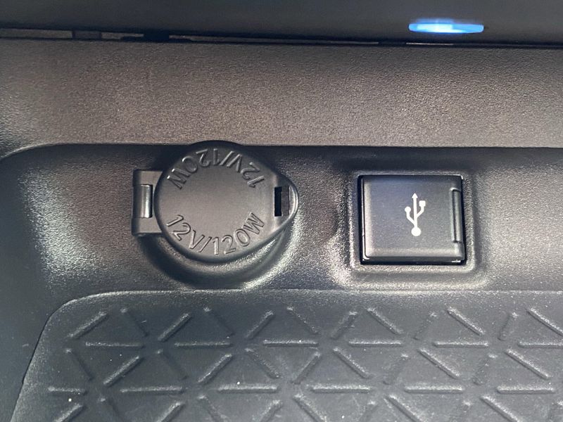 2021 Toyota RAV4 XSEImage 24