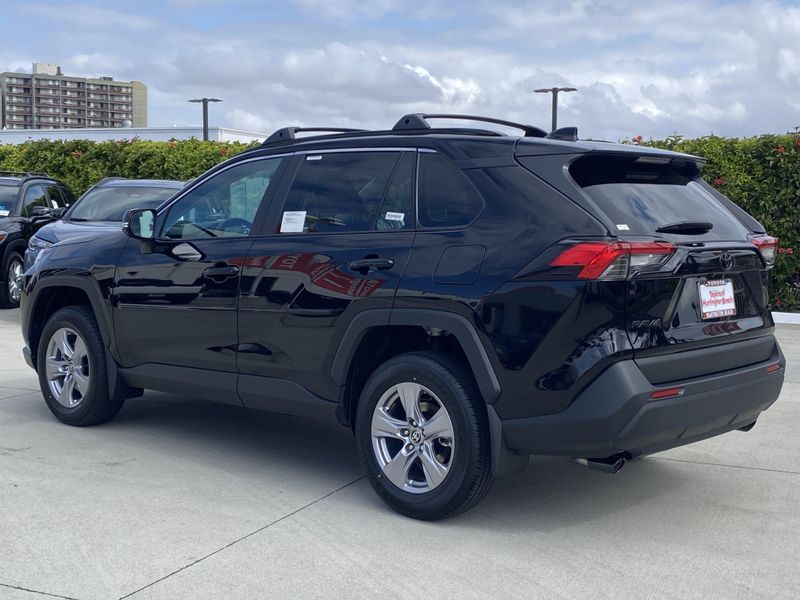 2025 Toyota RAV4 Image 5