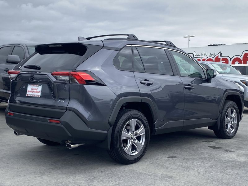 New 2025 Toyota RAV4 Hybrid XLEImage 3