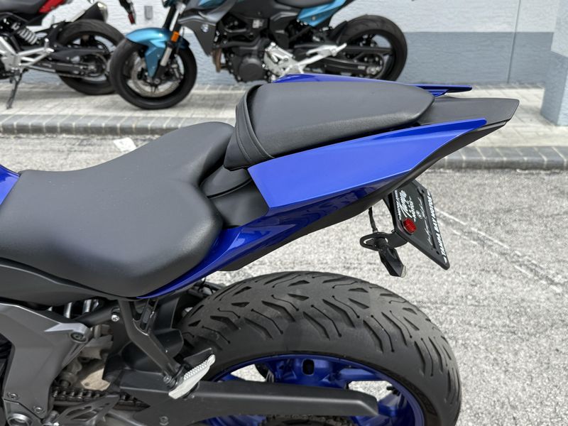 Used 2022 Yamaha YZF R7 