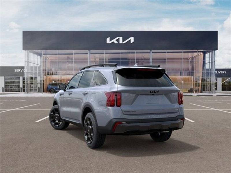 2025 Kia Sorento X-Line EXImage 4