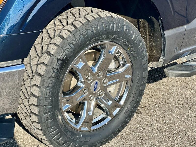 2022 Ford F-150 XLT photo 5