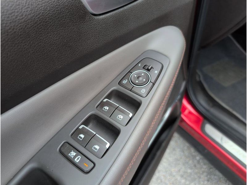 Used 2020 Hyundai Santa Fe LimitedImage 12