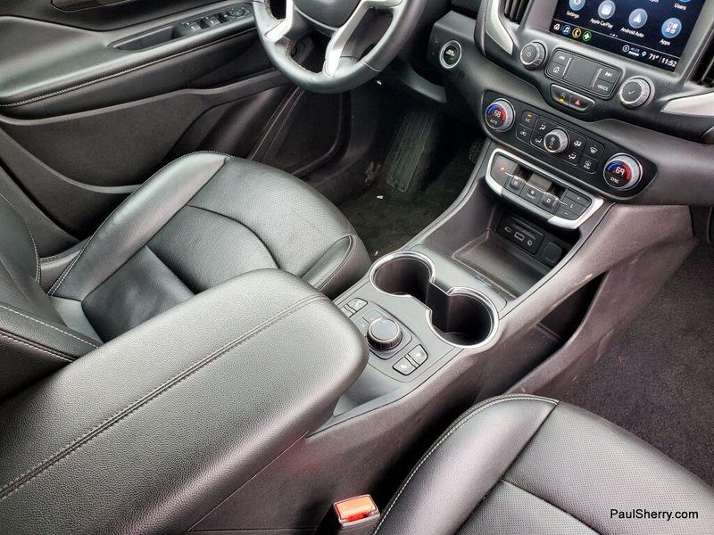 2024 GMC Terrain SLTImage 29