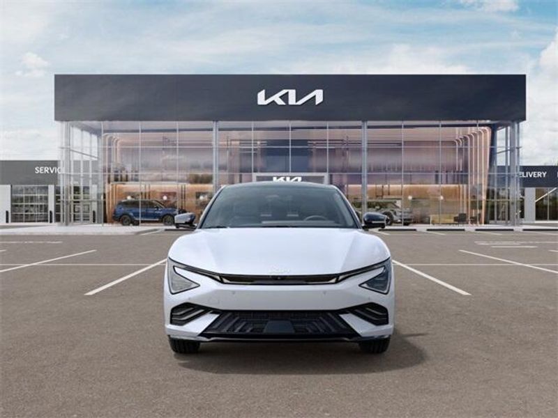 2025 Kia EV6 GT-LineImage 2