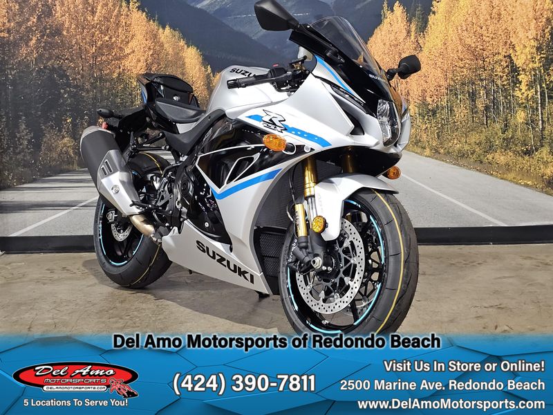 New 2025 Suzuki GSX-R1000 