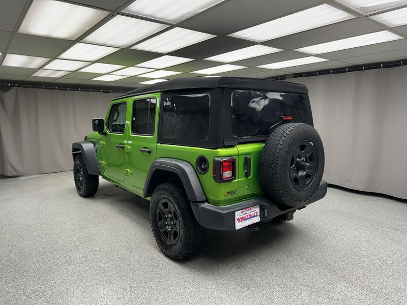 Used 2019 Jeep Wrangler Unlimited SportImage 9