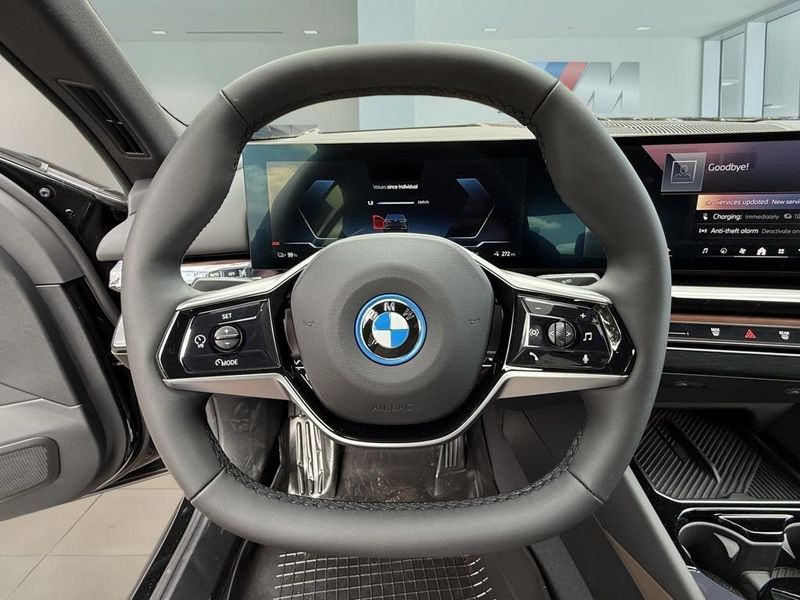 2025 BMW i5 eDrive40Image 22