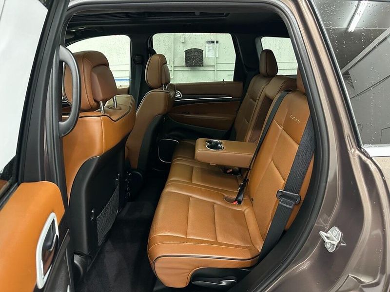 2018 Jeep Grand Cherokee SummitImage 28