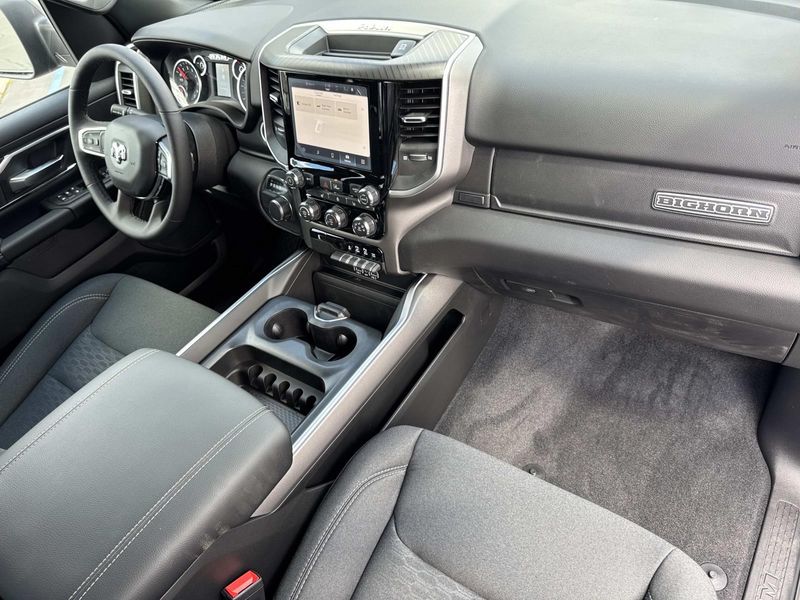 New 2026 RAM 1500 Big Horn Crew Cab 4x2 5'7' Box