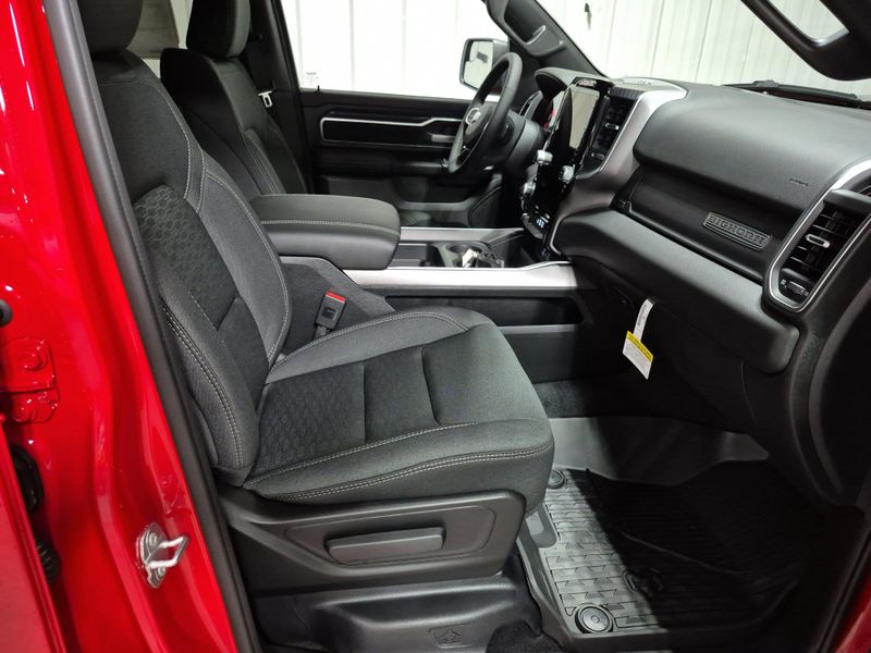 2025 RAM 1500 Big Horn Crew Cab 4x4 6