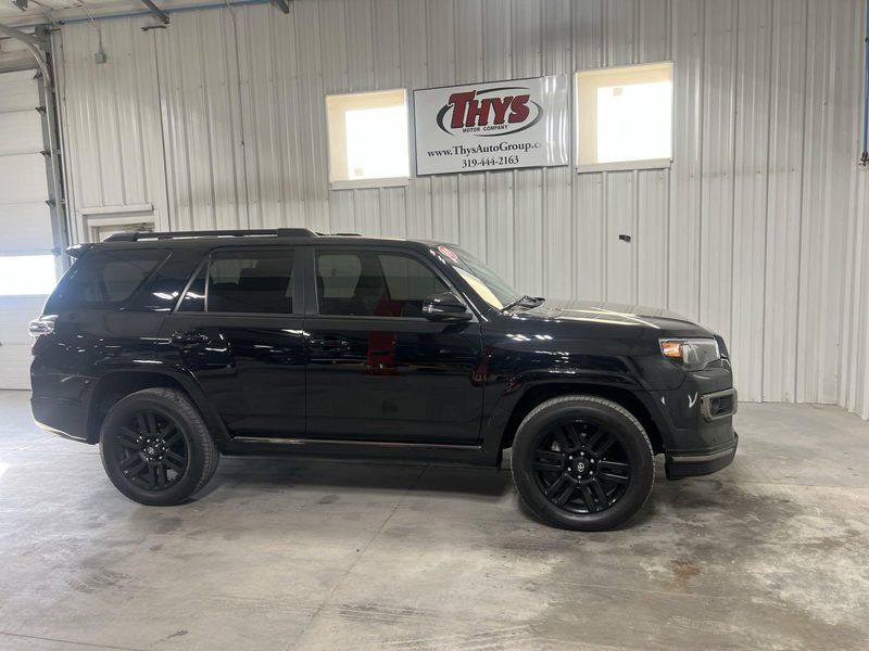 2019 Toyota 4Runner Limited NightshadeImage 2