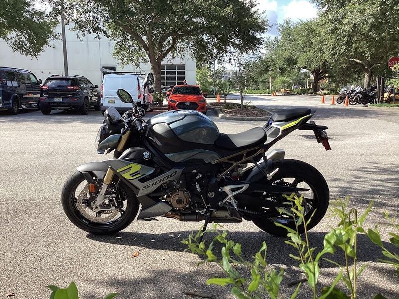 New 2024 BMW S 1000 R 