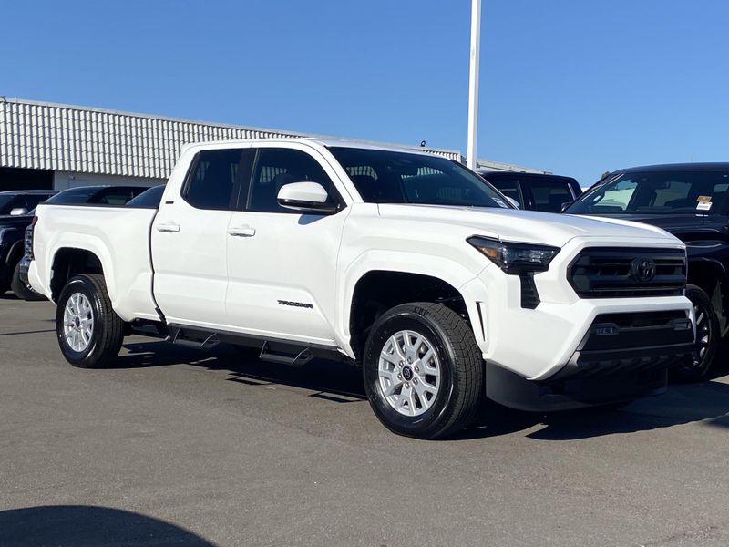 New 2025 Toyota Tacoma SR5Image 2