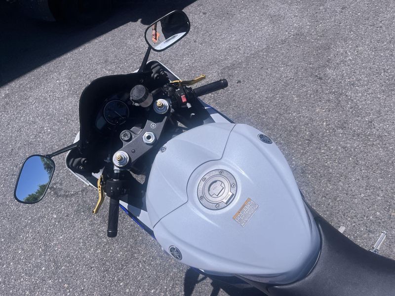 Used 2014 Yamaha YZF-R6 CA Image 11