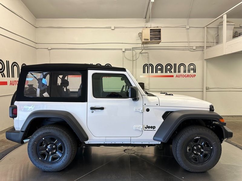 2024 Jeep Wrangler 2-door SportImage 4