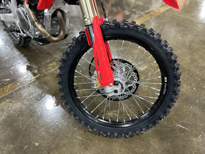 New 2026 Honda CRF450R Image 17