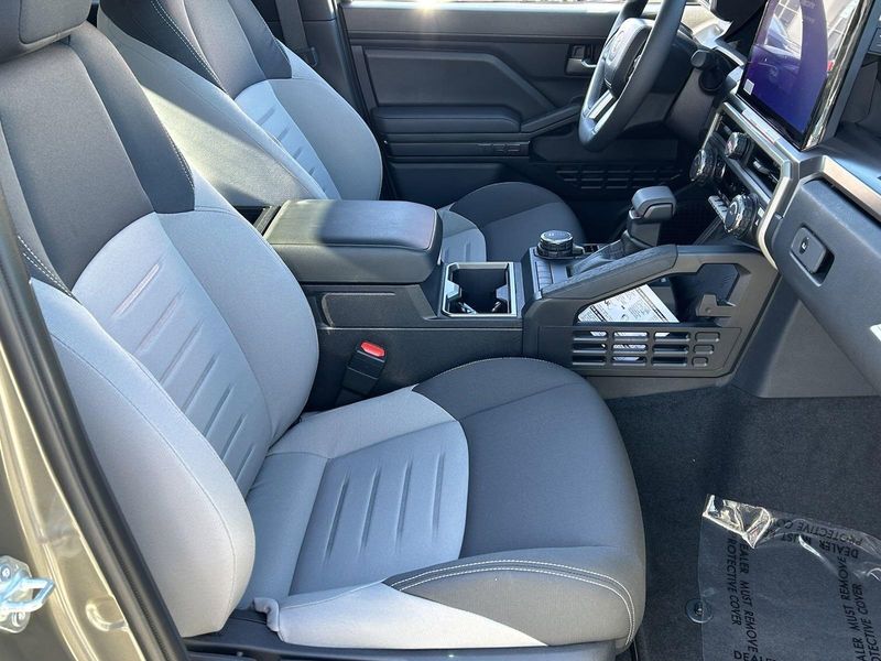 New 2024 Toyota Tacoma TRD SportImage 10