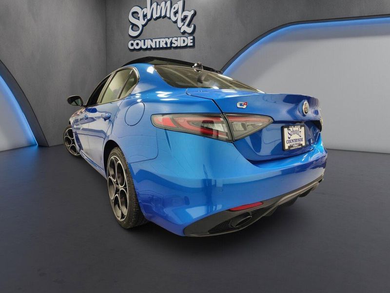 Used 2024 Alfa Romeo Giulia Veloce Premium AWD w/Sunroof/Activ AsstImage 11