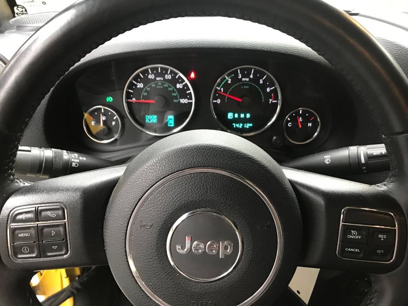 2015 Jeep Wrangler JK SportImage 6
