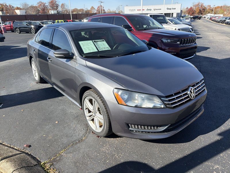 2014 Volkswagen Passat TDI SE photo 3