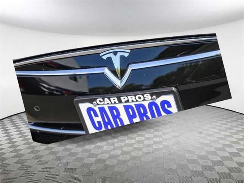 2015 Tesla Model S 70DImage 7