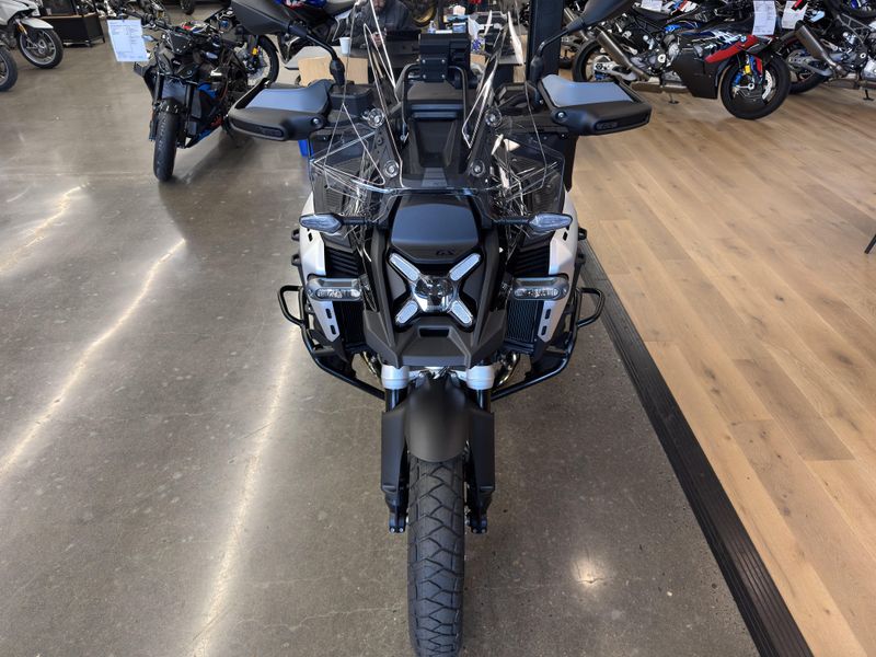 2025 BMW R 1300 GS Adventure - AUTOMATIC SHIFT ASSISTANT - TRIPLE BLACK - BLACK STORM METALLIC 