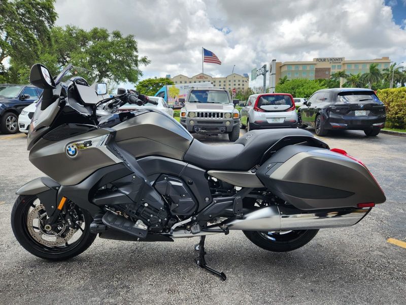 2024 BMW K 1600 B Image 1