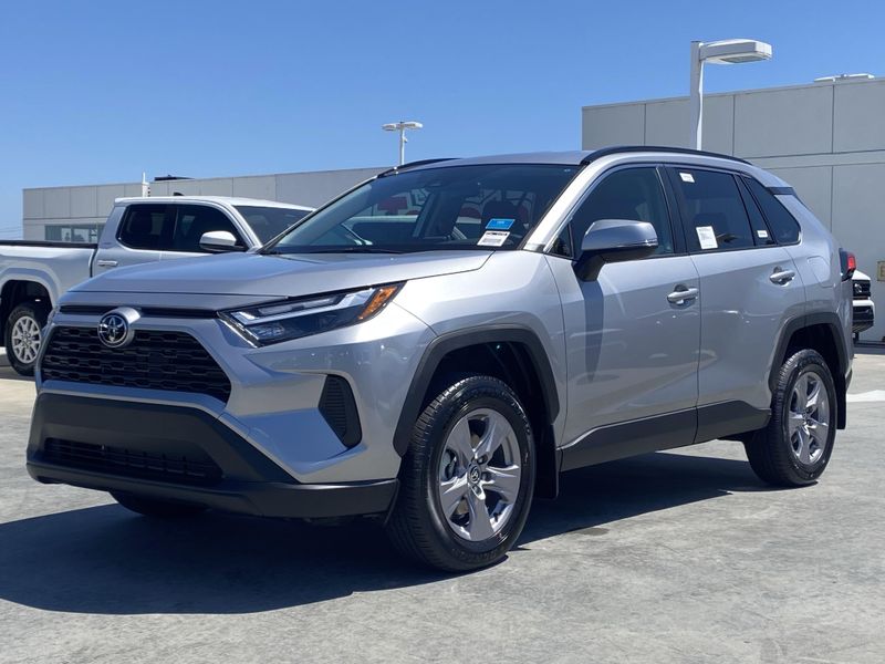New 2025 Toyota RAV4 XLEImage 6