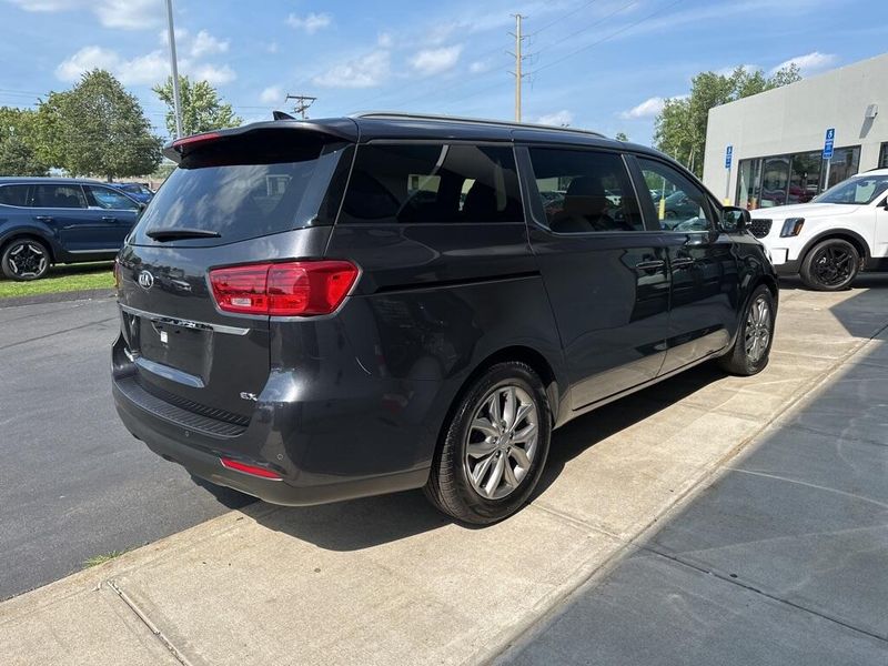 Used 2021 Kia Sedona EXImage 5