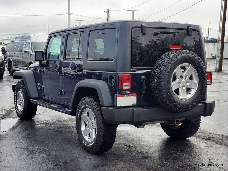 2013 Jeep Wrangler Unlimited SportImage 9