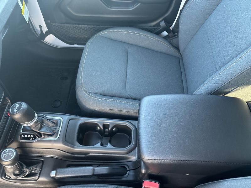 New 2026 Jeep Wrangler 2-door Sport SImage 26