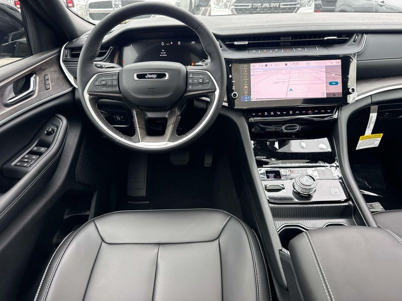 New 2026 Jeep Grand Cherokee Limited 4x4