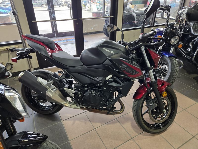 2021 Kawasaki Z400 ABS Image 2