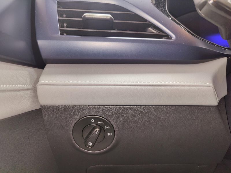 2024 Volkswagen Taos SE 4-Motion AWDImage 25