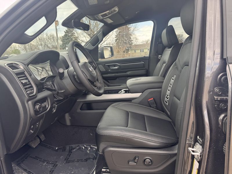 2025 RAM 1500 RebelImage 10
