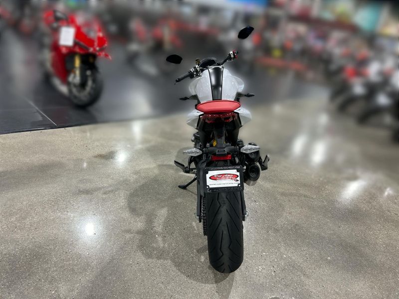 NEW 2024 Ducati MONSTER PLUS - DEMO Image 13