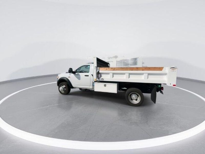 New 2024 RAM 5500 Tradesman Chassis Regular Cab 4x2 84
