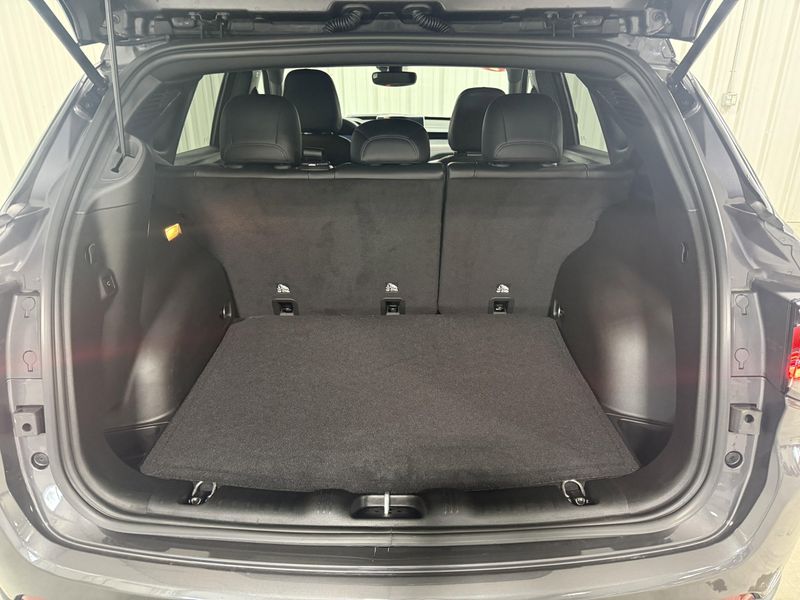 Used 2024 Jeep Compass TrailhawkImage 7