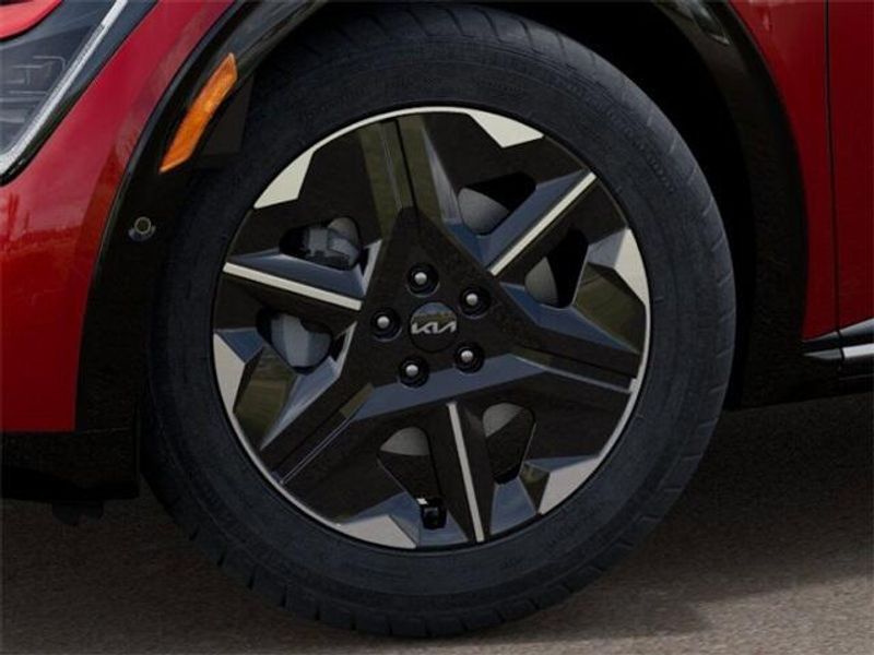 2025 Kia EV6 WindImage 9