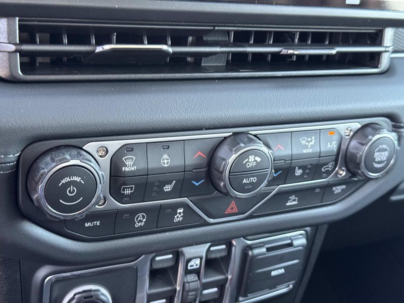 New 2026 Jeep Gladiator Rubicon 4x4